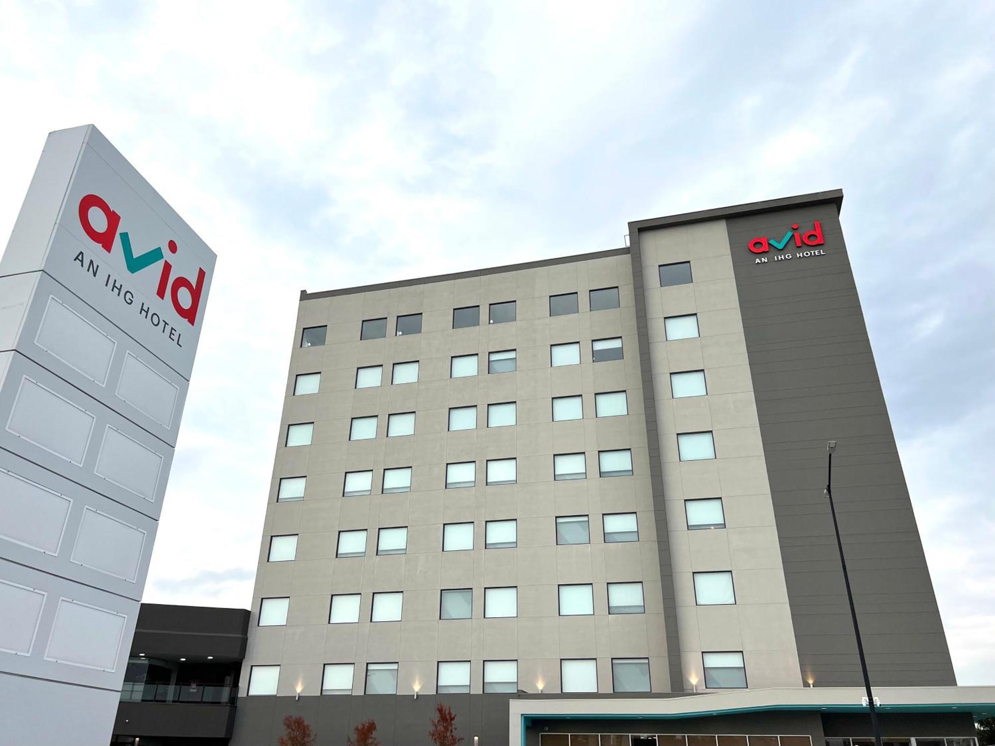 Avid Hotels - Guadalajara Av Vallarta Pte By Ihg サポパン エクステリア 写真